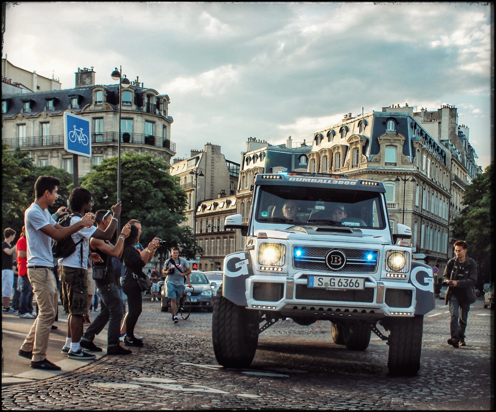 MERCEDES BENZ G63 BRABUS 6x6 in PARIS, GUMBALL 2014