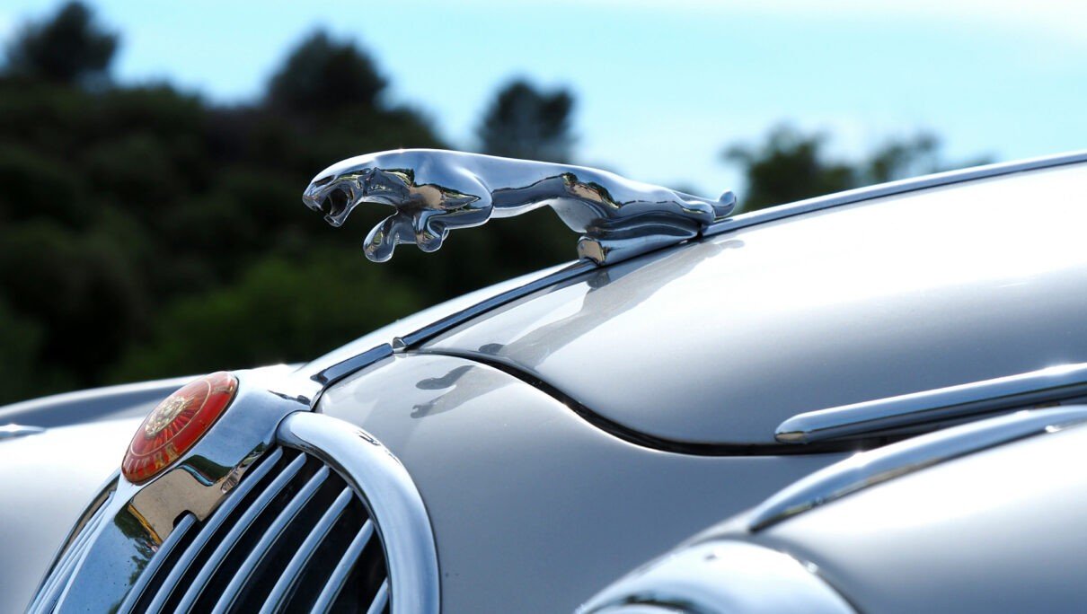 The Evolution of Automobile Manufacturer Logos: From Simplicity to Instant Recognition