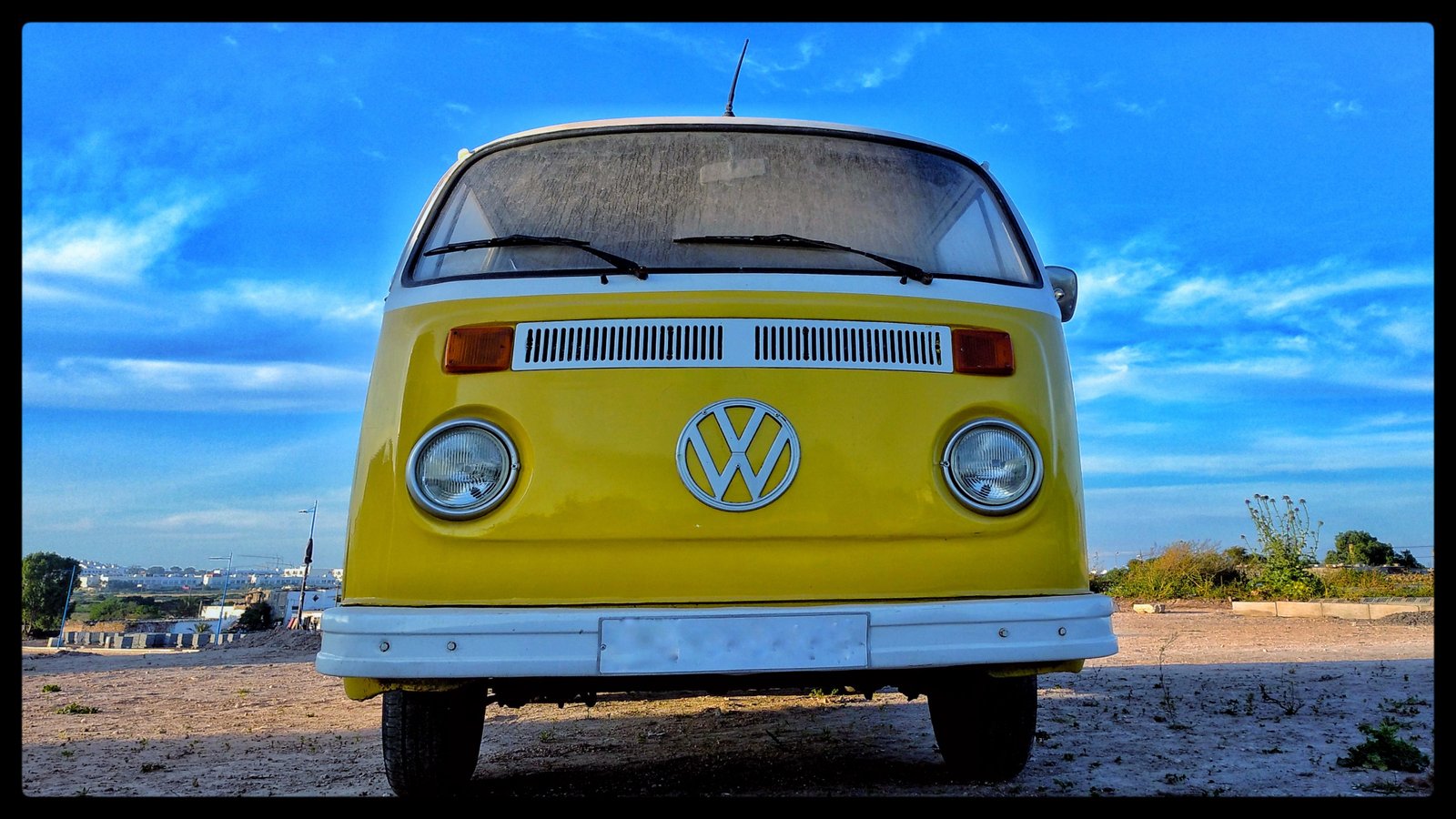 VOLKSWAGEN VAN TRANSPORTER T2 By Snipercar