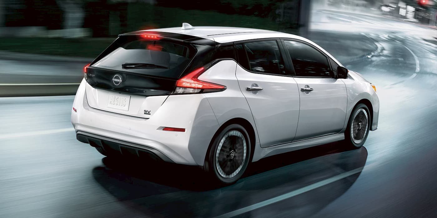 Nissan-leaf-electric-small-cars-white