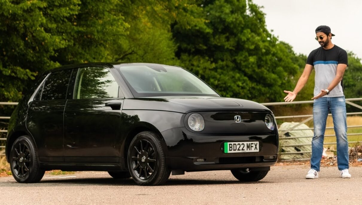 TOP SMALL ELECTRIC CARS FOR 2023 honda-e-black-color